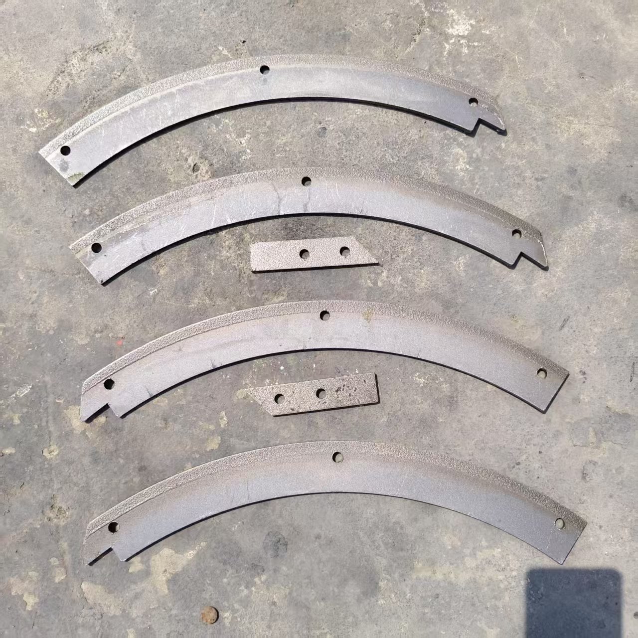 Auger Flighting Plates - LEVON Machinery