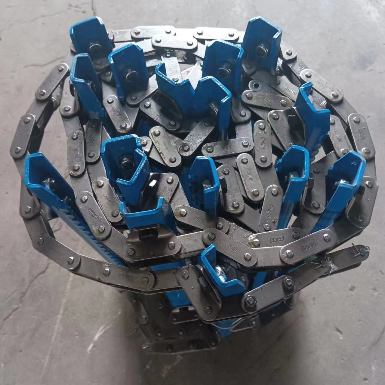 Feeder Chain Assemblies - LEVON Machinery