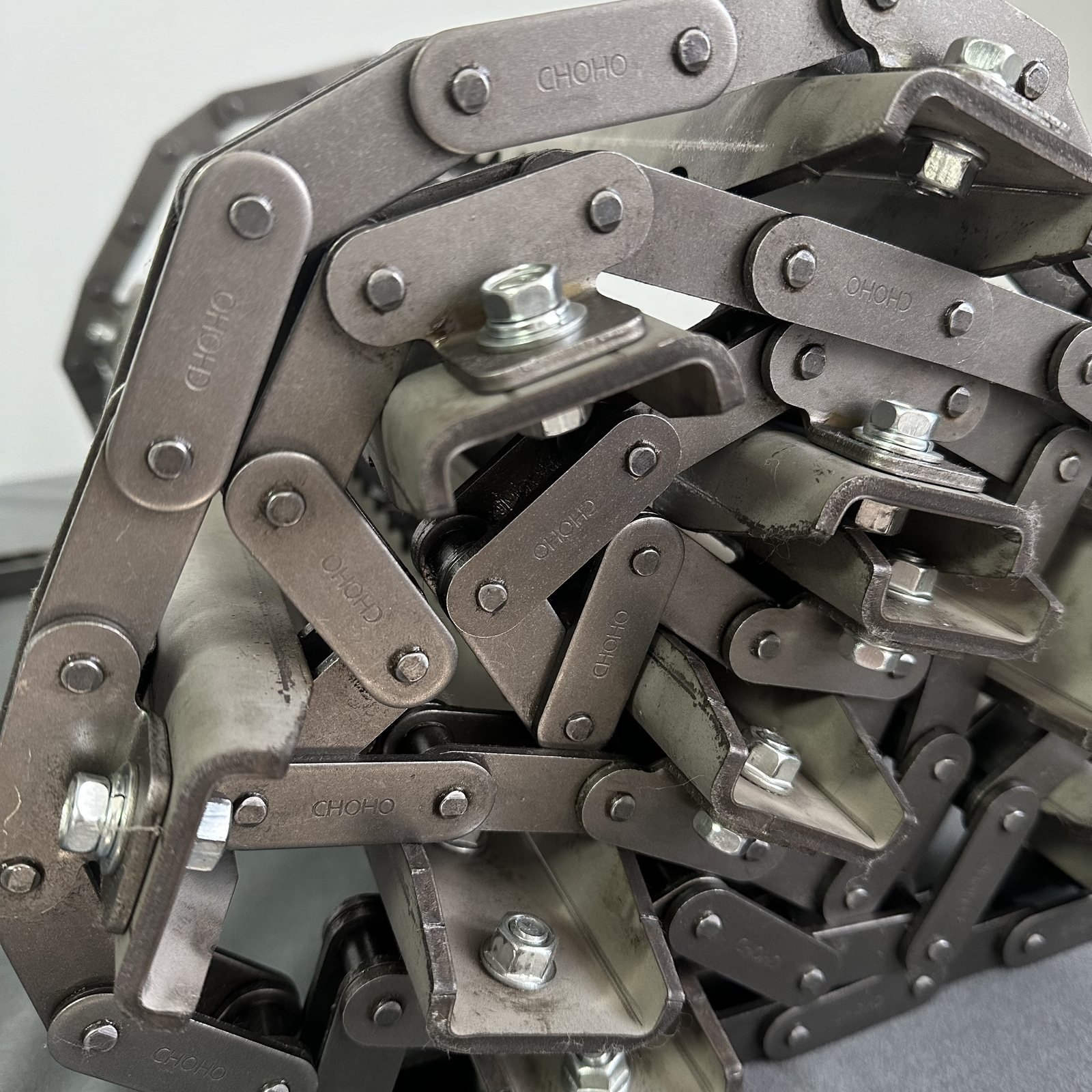 Feeder Chain Assemblies - LEVON Machinery