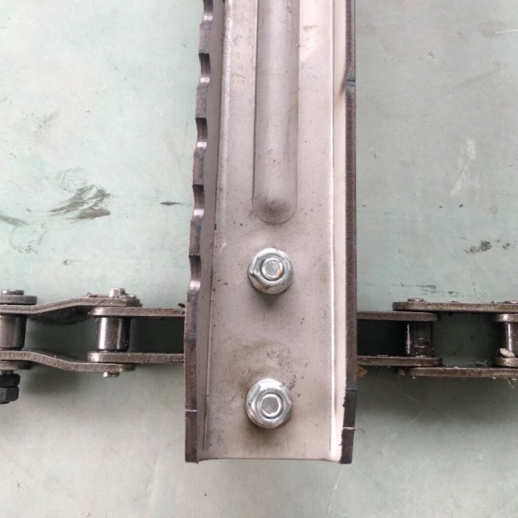Feeder Chain Assemblies - LEVON Machinery