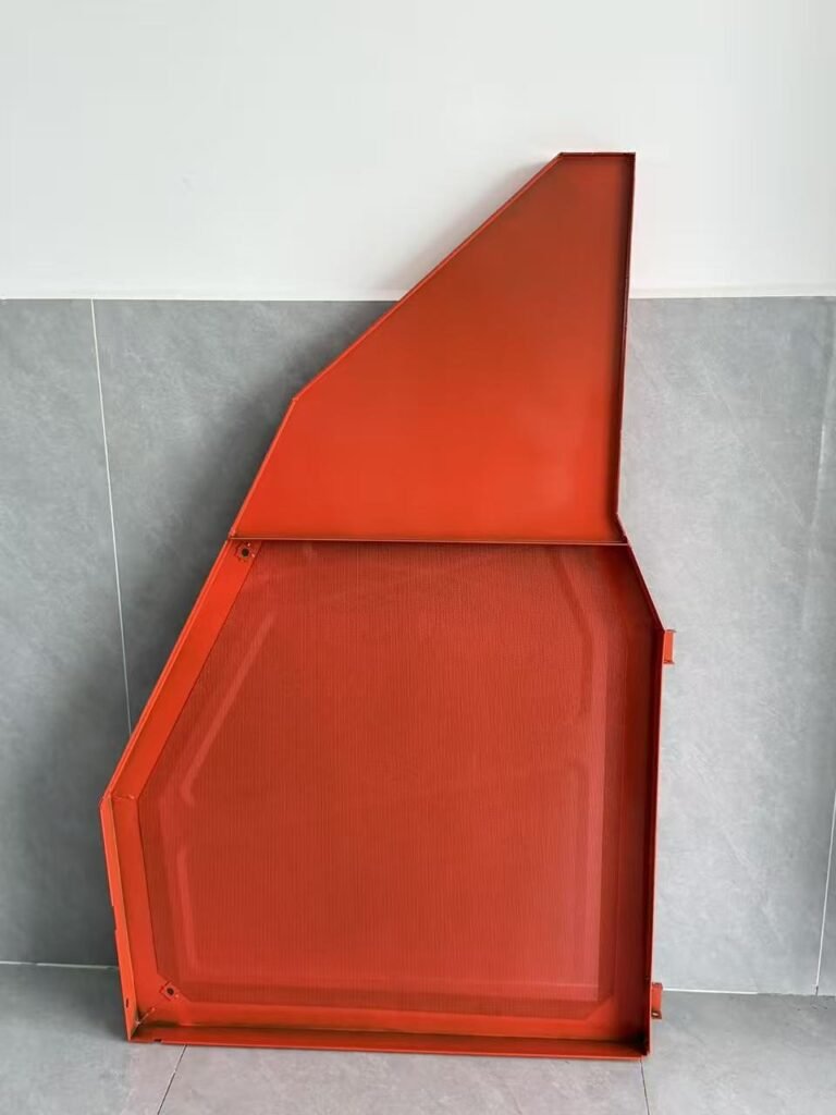 Grain Tank Panels and Radiator Covers - LEVON Machinery