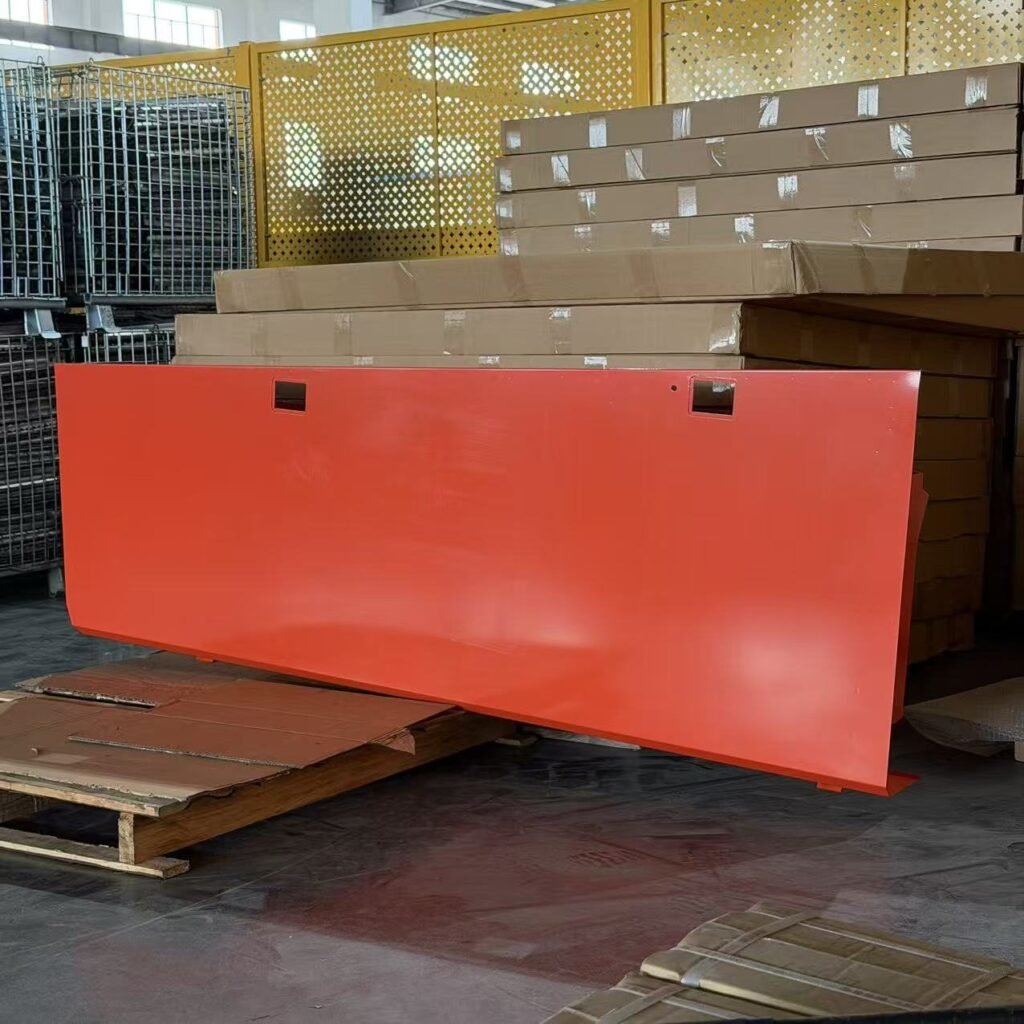 Combine Harvester Side Panels - LEVON Machinery
